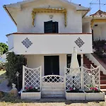 La Casetta - *